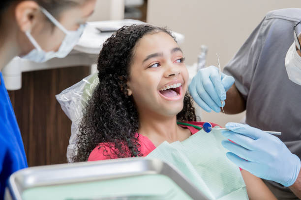Best Emergency Dental Services for Seniors in Sisseton, SD